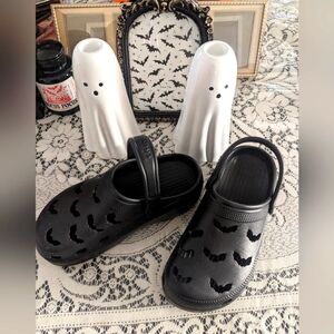 Halloween Bats Clog Comfort Style Shoes Goth Dark Academia Vamp Spooky Witchy